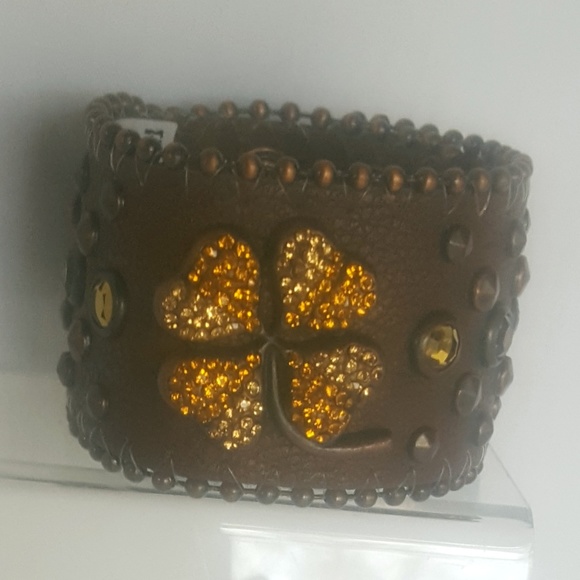 tagless Jewelry - Genuine leather 4 leaf clover band bracelet